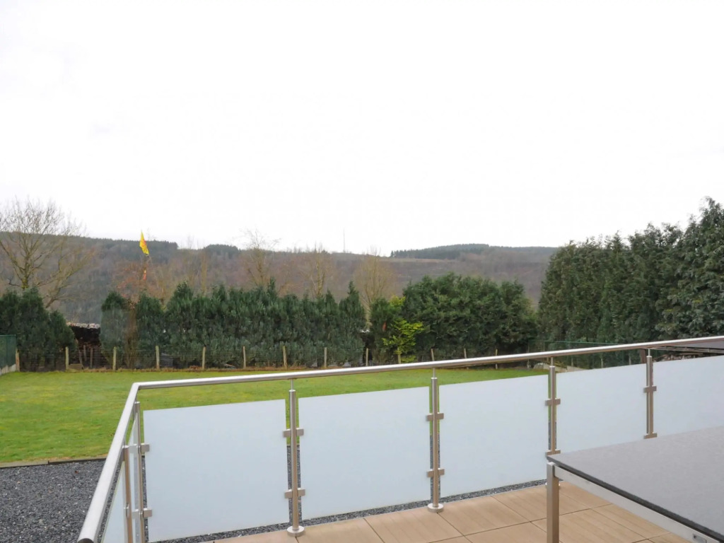Modern Holiday Home in la Roche-En-Ardenne with Garden