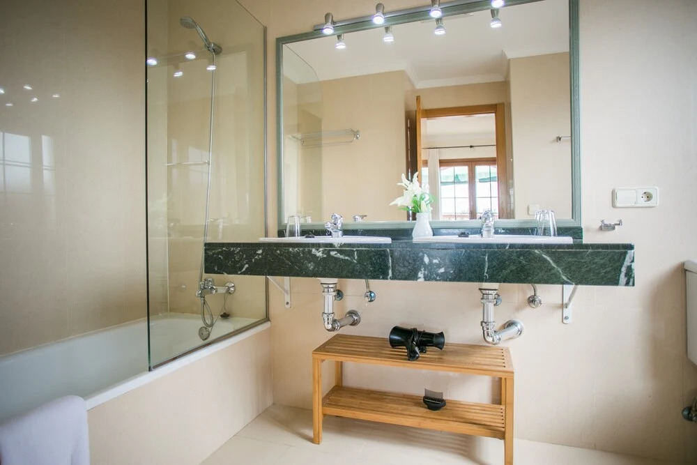 Luxury Villa With Private Heated Pool 15
