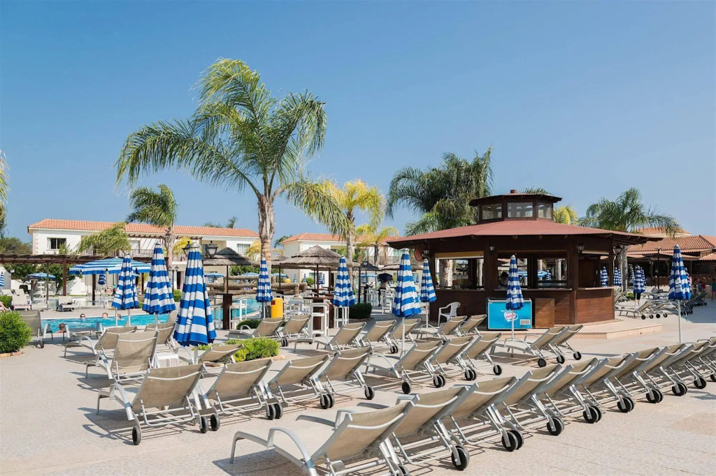 Tsokkos Paradise Holiday Village