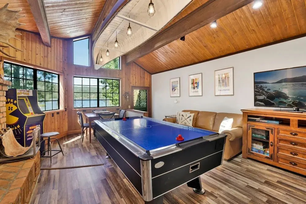 Serenity Cove Lake House #2472 by Big Bear Vacations