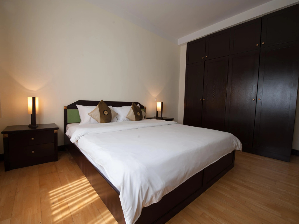 Embassy Place Apartments