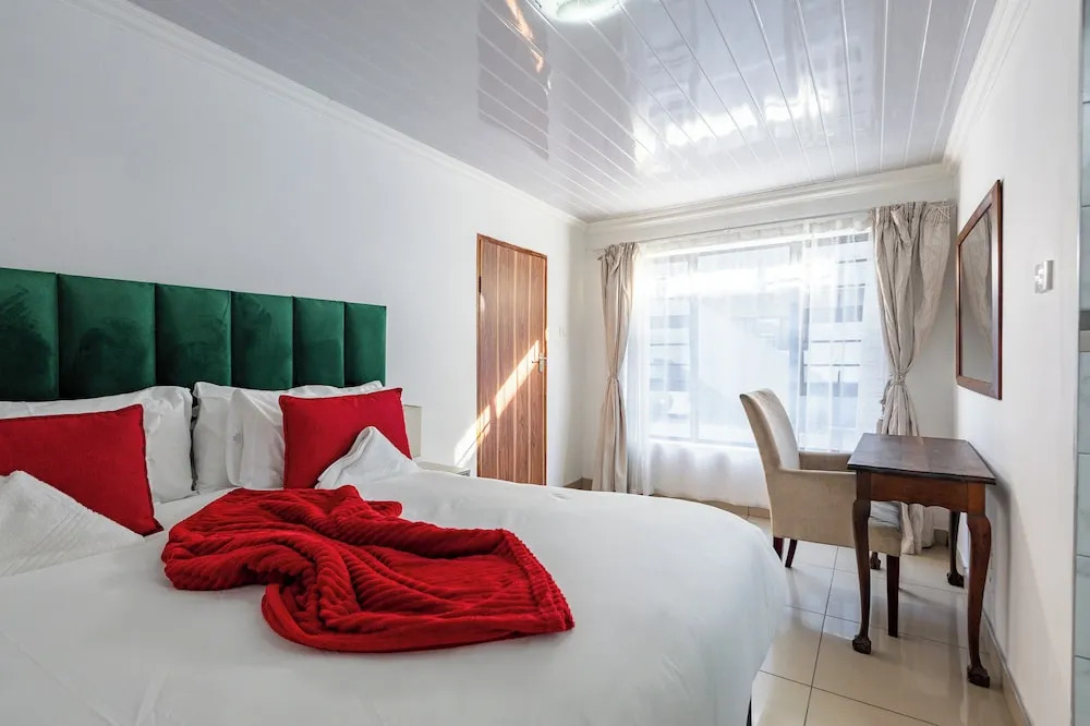 Safi Self-Catering Suites