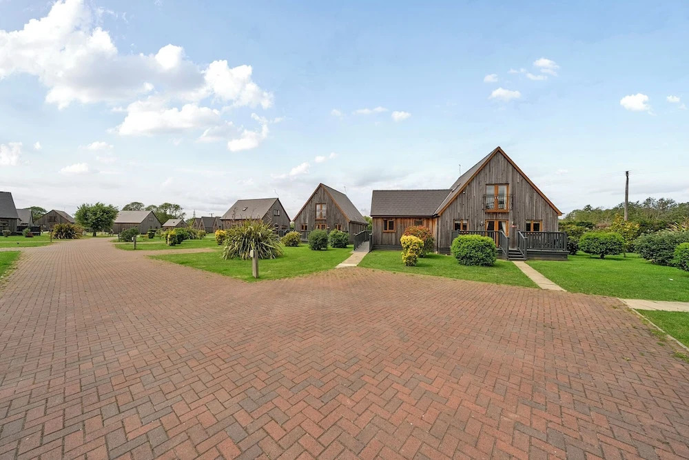Charcoal Lodge