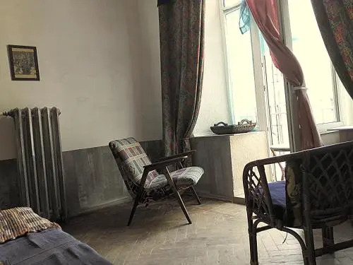 4ROOMS