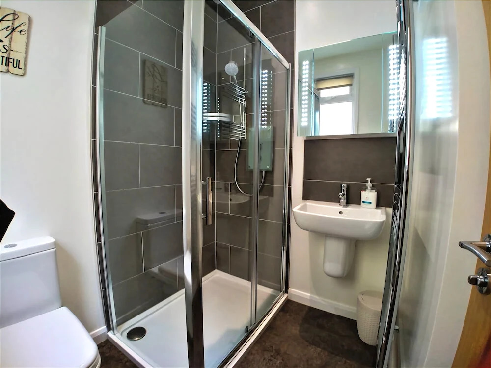 Meadow View Apartments are 2 and 3 bedroomed with private parking