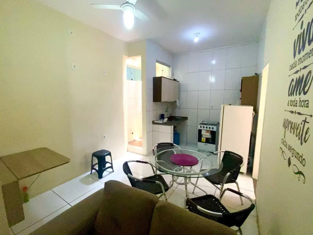 Flats Funcionais Com Ar Em Importante Avenida Da Cidade