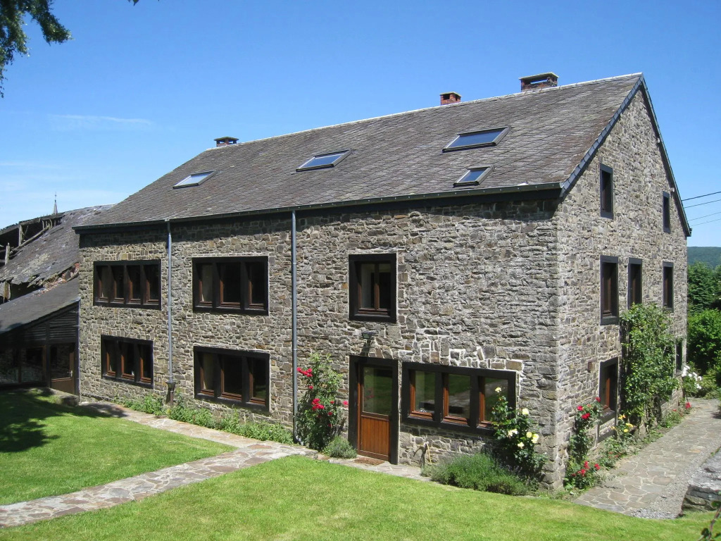 Spacious Retreat in Warizy