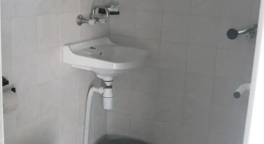 Eli Guest House