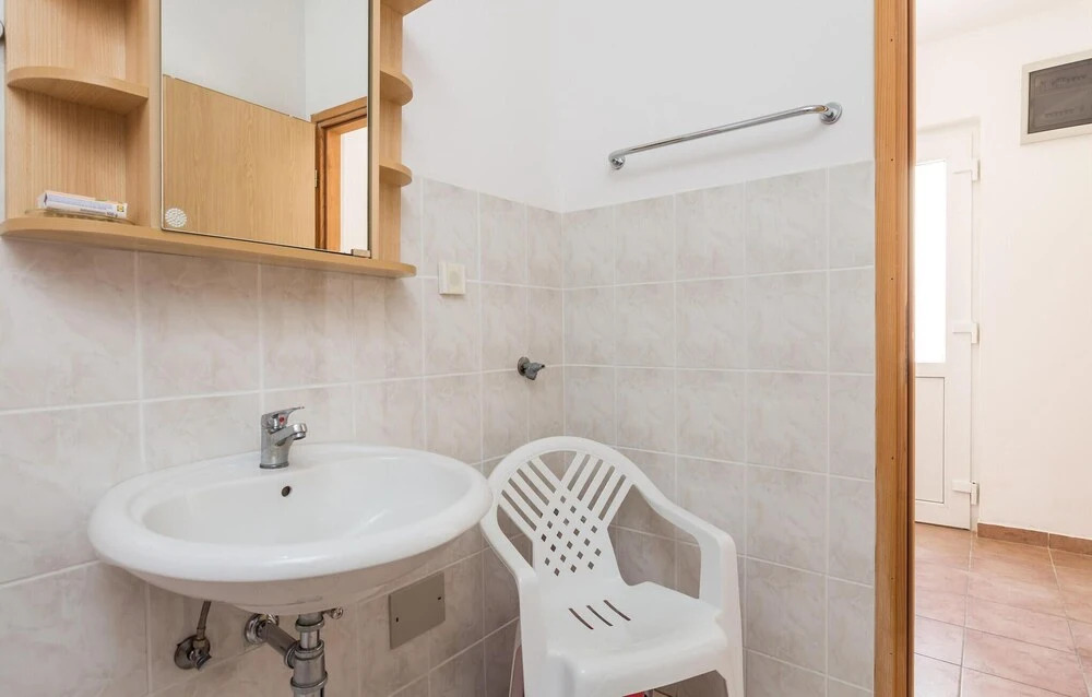 Amazing Apartment in Novalja With Wifi and 1 Bedrooms
