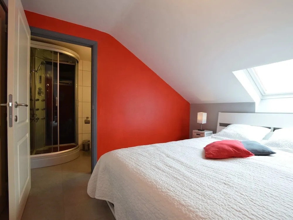 Cottage in Ochamps With Private Pool & Sauna