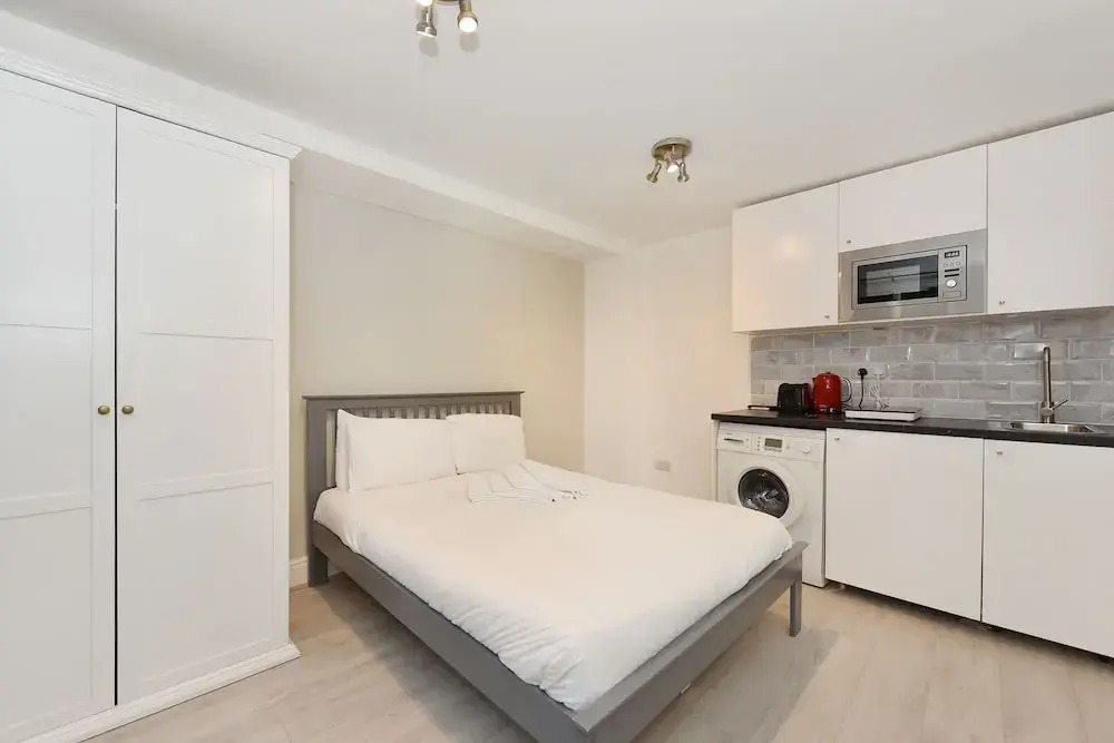 Chancery Lane by Viridian Apartments