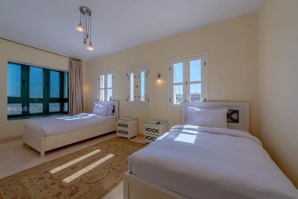 VESTA - Superior APT - 4BR - Marina
