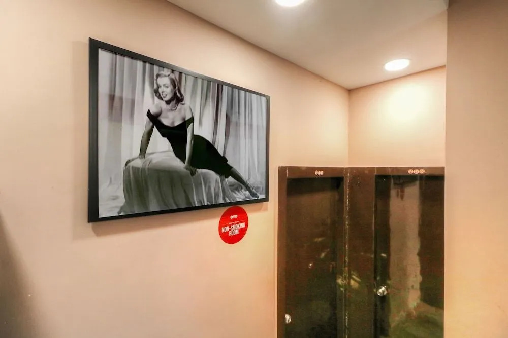 OYO 15722 Hotel Padmavati