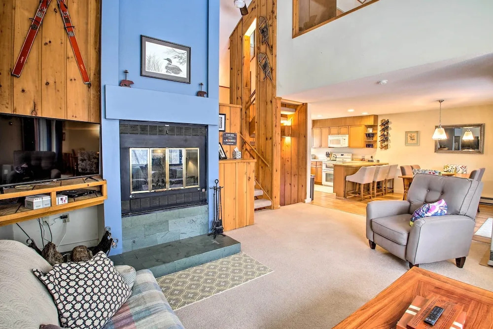 Loon Mountain Condo w/ Pool & Game Room Access!