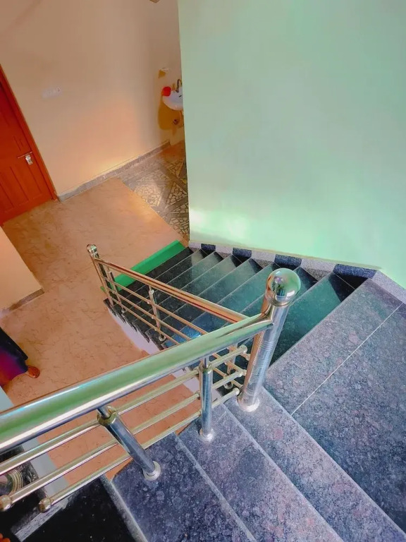 Saryu Lodge