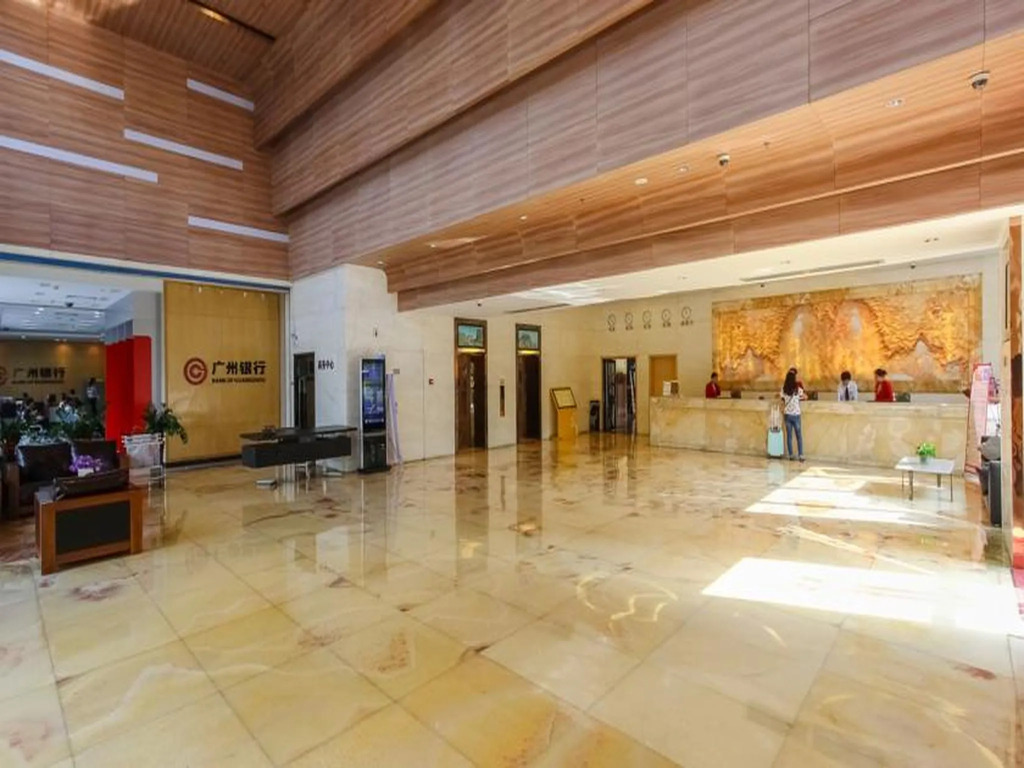 Fragrant Bay Hotel