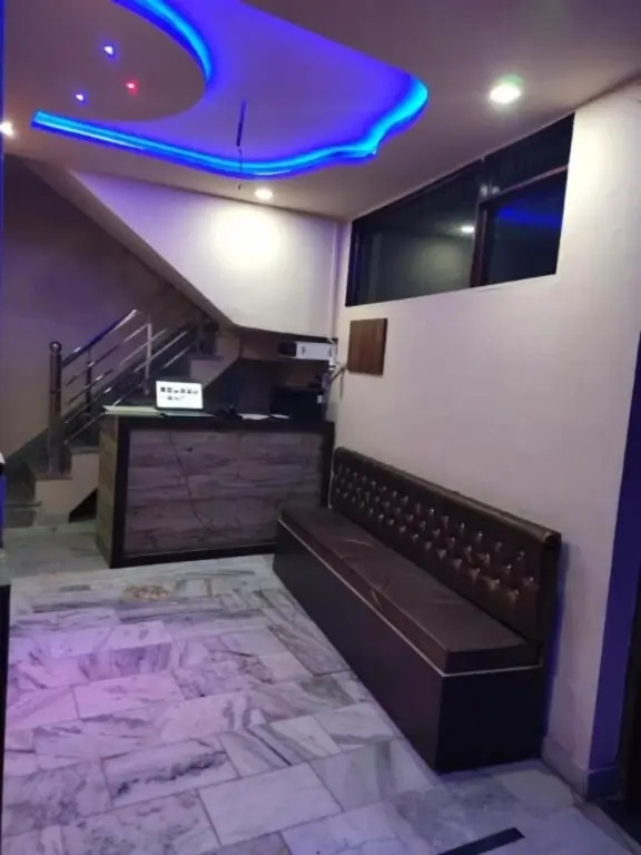 Big Brother hostel Hotel