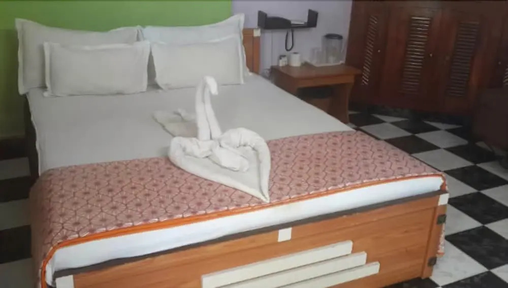 Royal Castle Baga Beach Resort