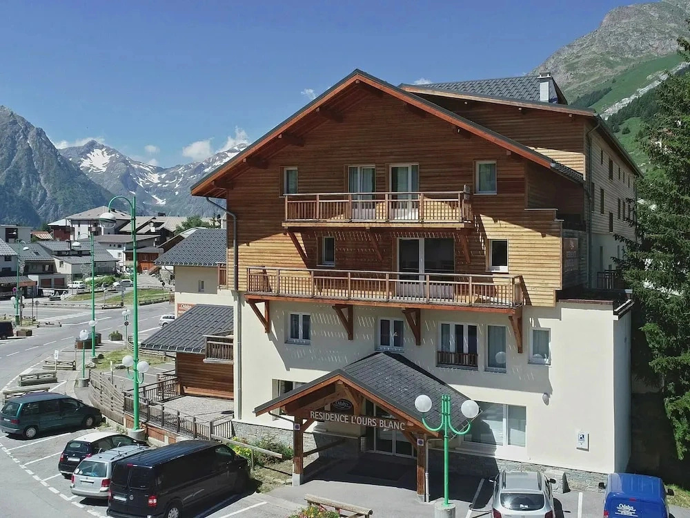 Apartment in French Alps for All Group Sizes