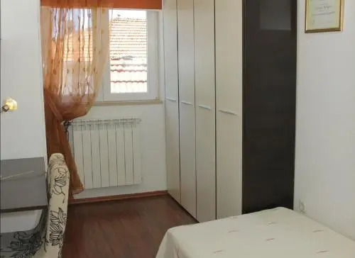 Apartment Supetar Ive Vojnovica