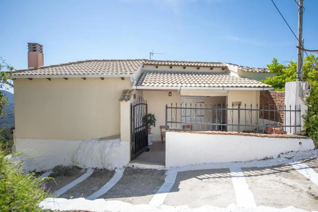Ntanis 43 House