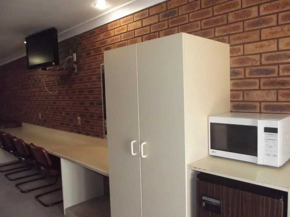 Cobar Town & Country Motor Inn