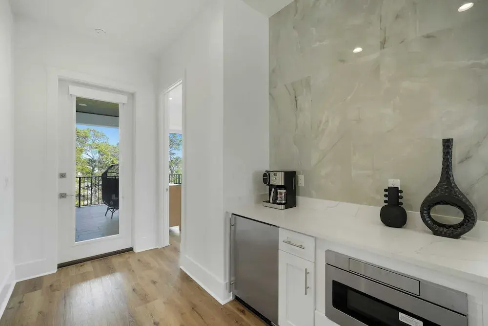 Sleeps 39 2 Luxe Homes w/ Free Golf Cart, Private Pool+spa 3 Blocks to Beach