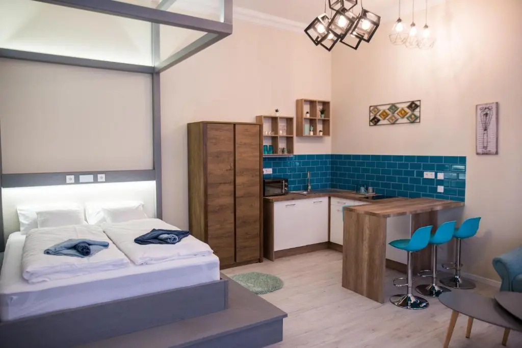 All In Apartman IV