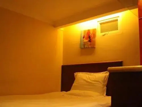 Greentree Inn Guiyang Penshuichi Business Hotel