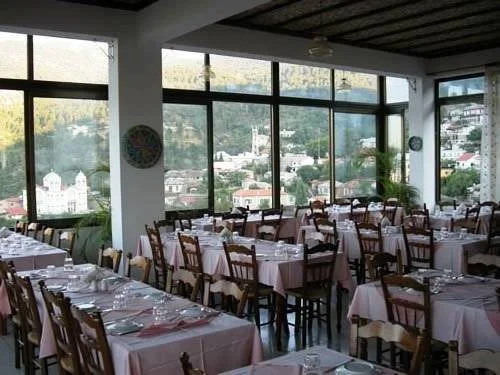 Two Flowers Hotel