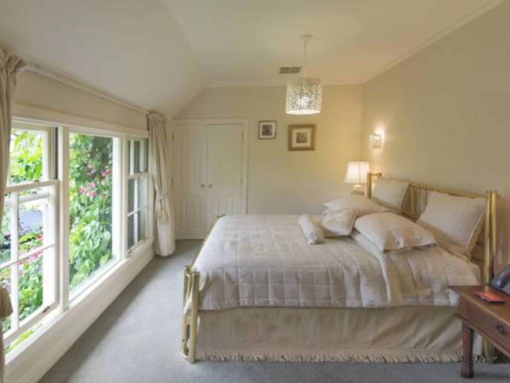 Greenmantle Estate Hotel