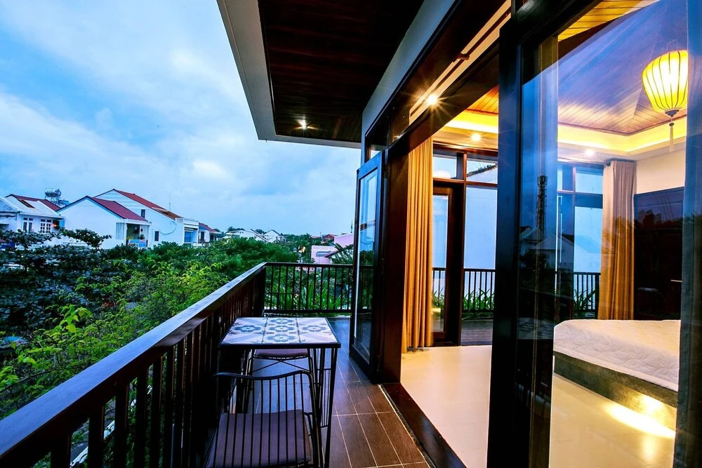 Azumi 01 bedroom balcony 2nd floor Apartment Hoian