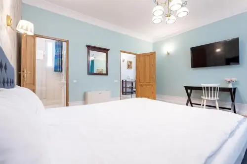 Old City Apartment
