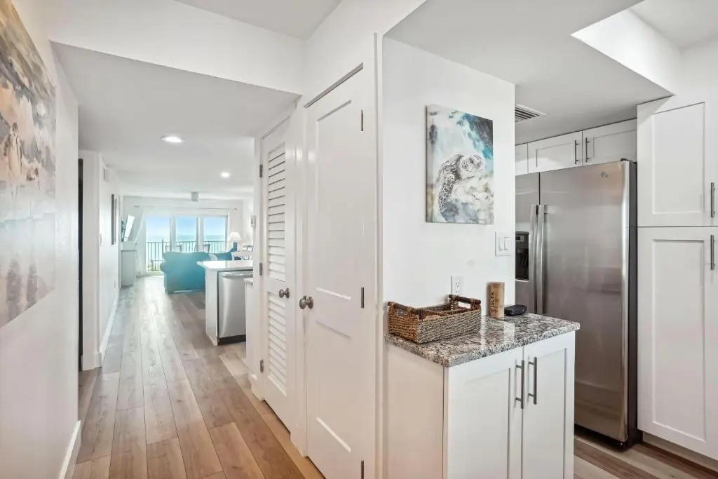 Land's End 7-402 Beach Front - Premier