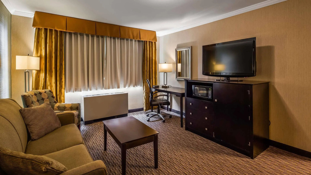Spark By Hilton Watertown
