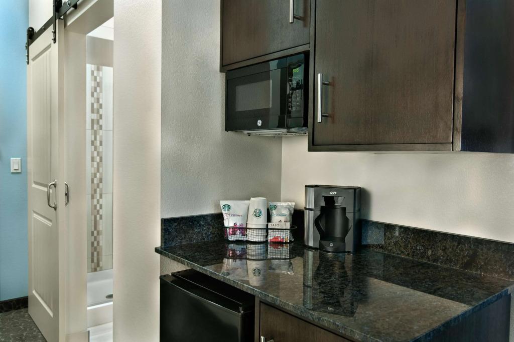Oxford Suites Bellingham