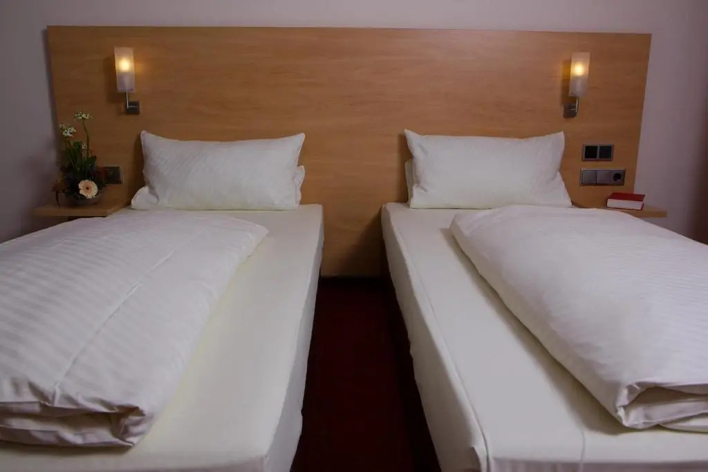 Dom Hotel