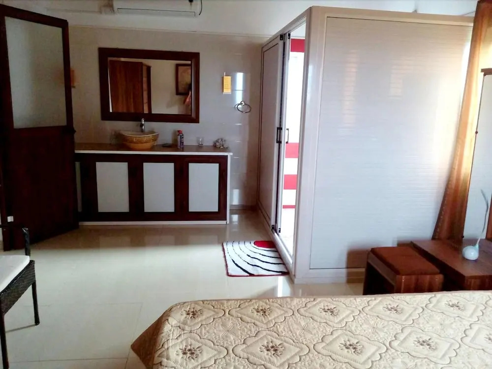 House with 3 Bedrooms in Anse Quitor , with Wonderful Sea View And Furnished Terrace
