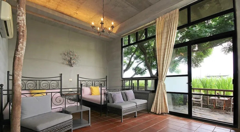 Nantou Puli Sunrise Villa Homestay B&B