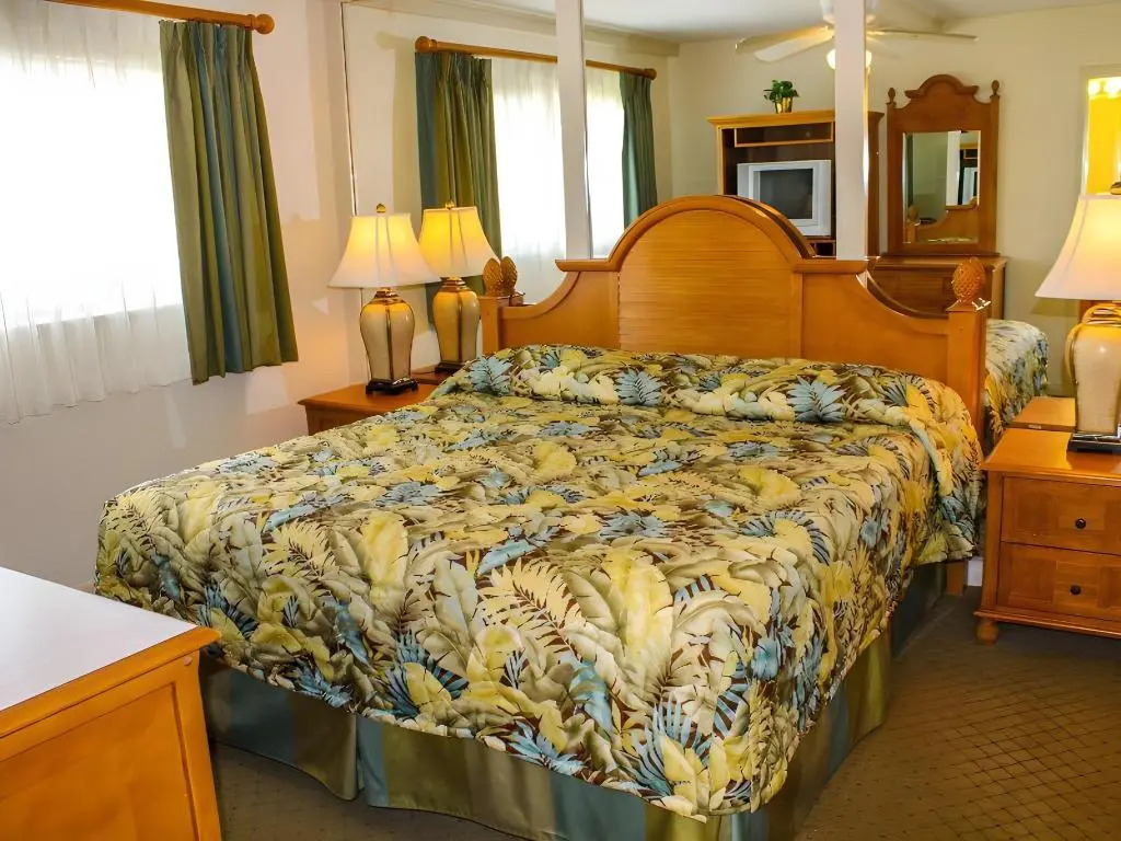 Coral Reef Resort