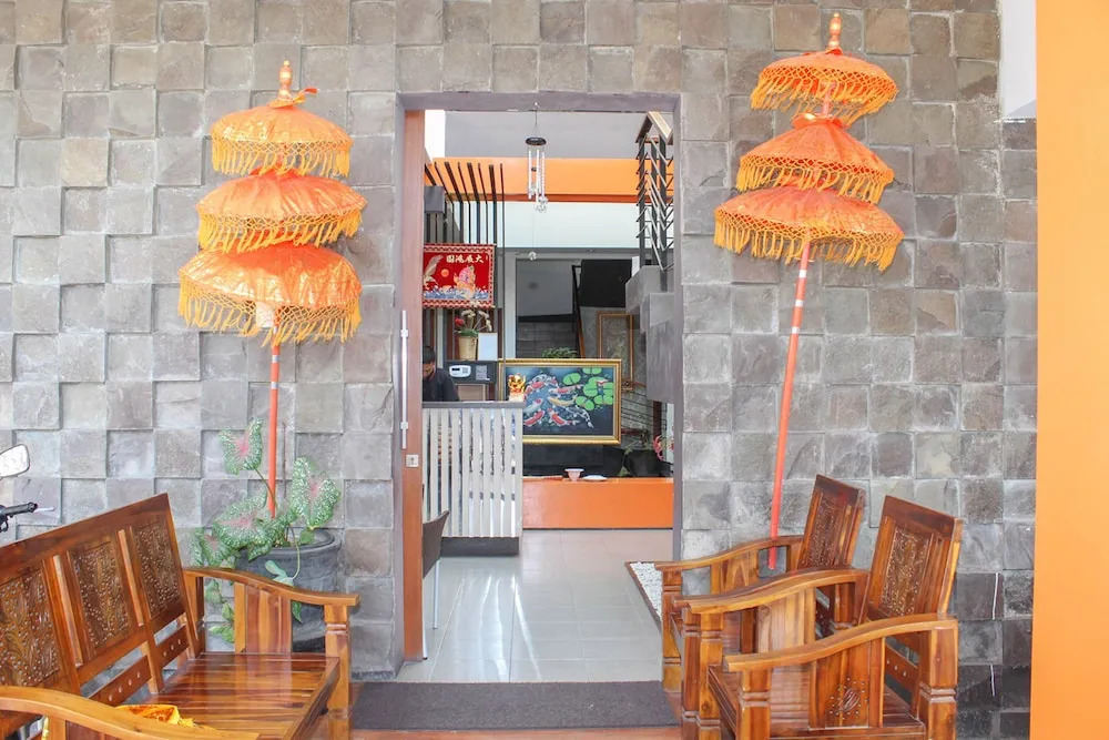 Airy Wijaya Kusuma Dukuh Kupang Timur 20 Surabaya