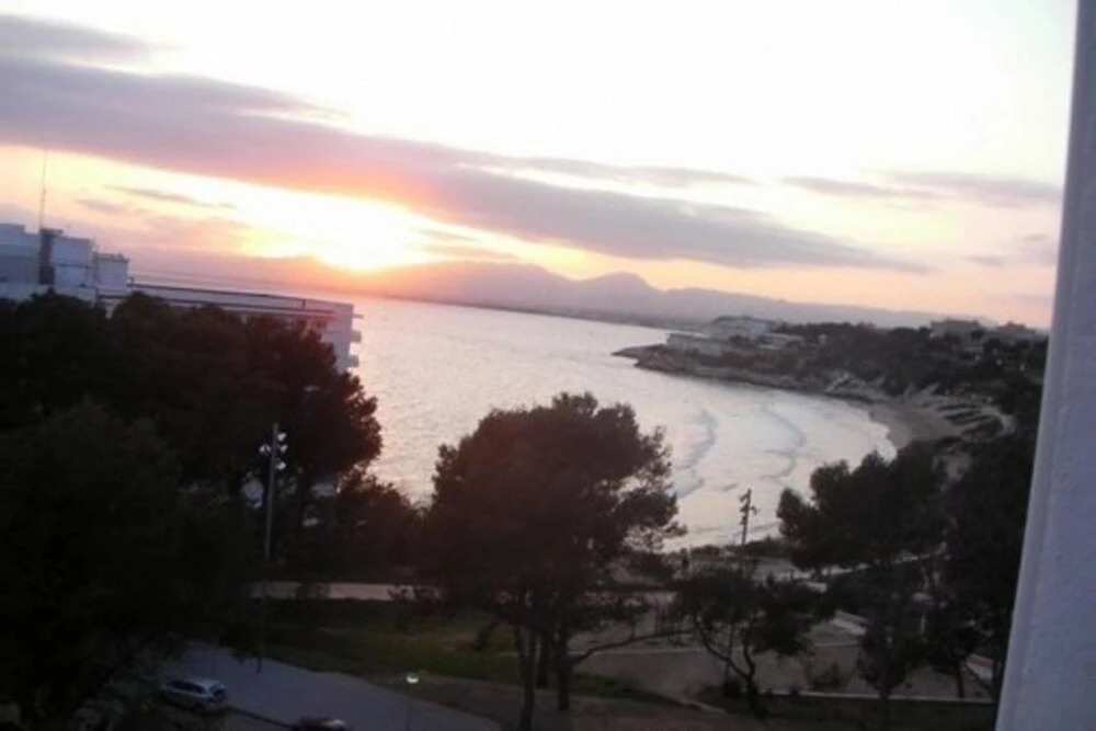 Studio in Salou, With Wonderful sea View and Furnished Terrace - 100 m