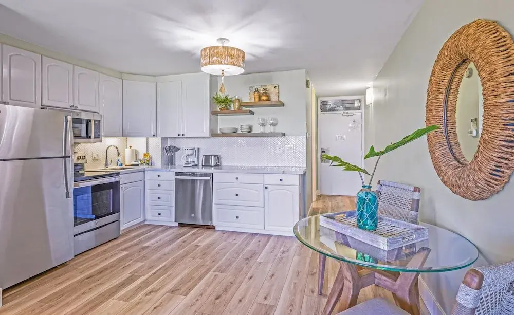 Napili Shores G154 Ocean View Studio Condo by RedAwning