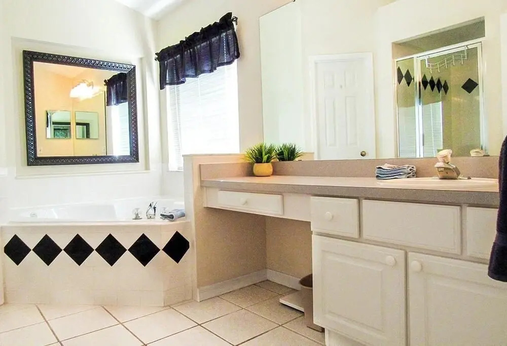 Ref 07 Modern 5 Bed Villa With own Pool Near Disney