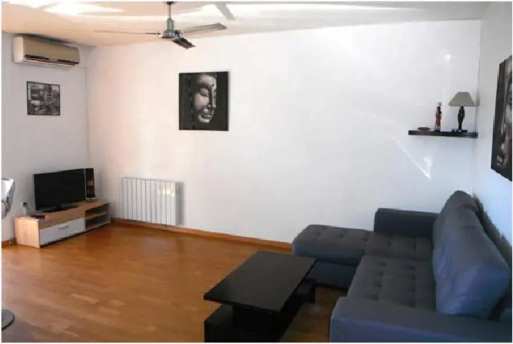 CALVI, appartement 4 personnes, centre ville, 200m de la plage, vue mer