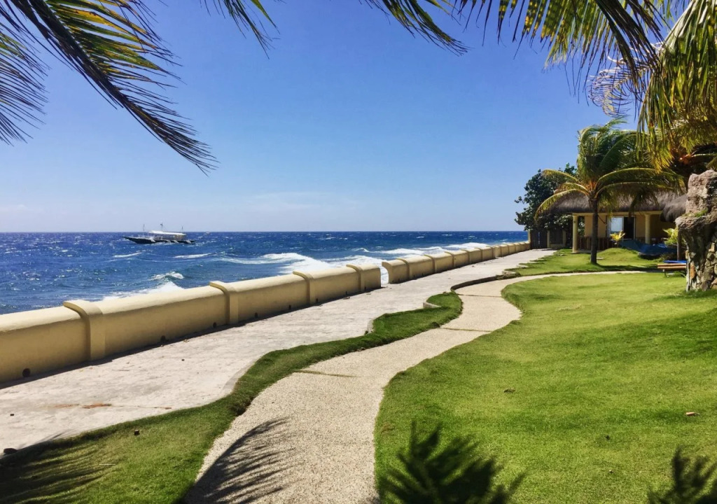 Thalatta Resort