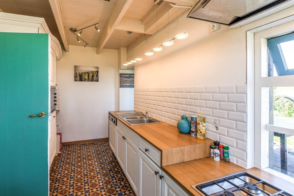 Holiday Home Nieuwvliet-Bad near Beach