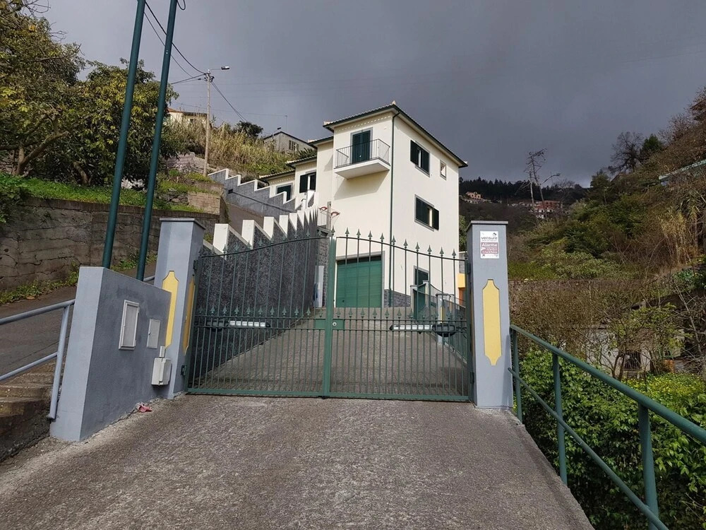 House With one Bedroom in Estreito De Câmara, With Wonderful sea View,