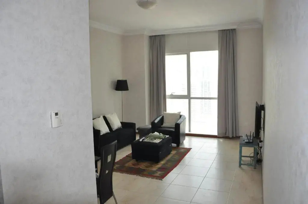 Espace Holiday Homes - Mag 214 Cluster R