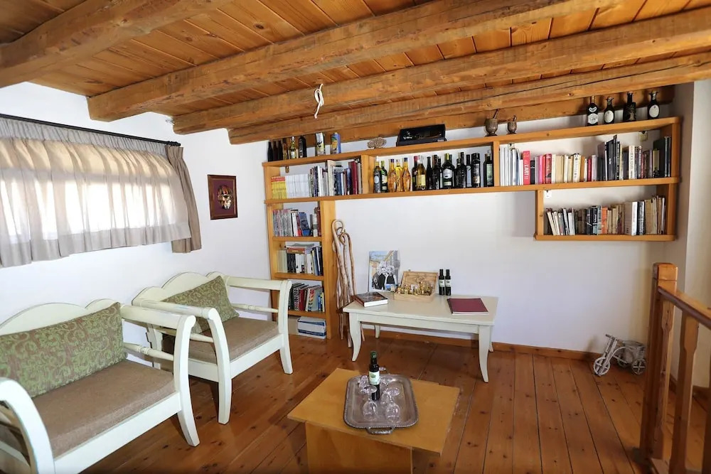 An Amazing Villa in Crete for up to 6 People Perfect for Families